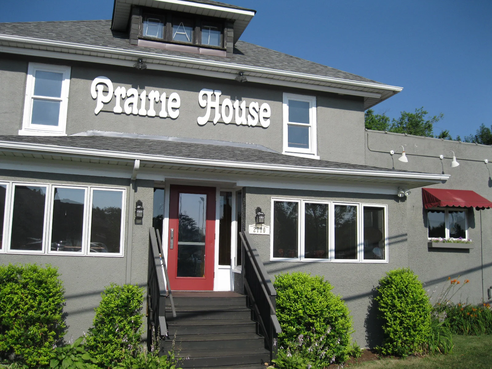 Prairie-House-Tavern-Buffalo-Grove.jpg