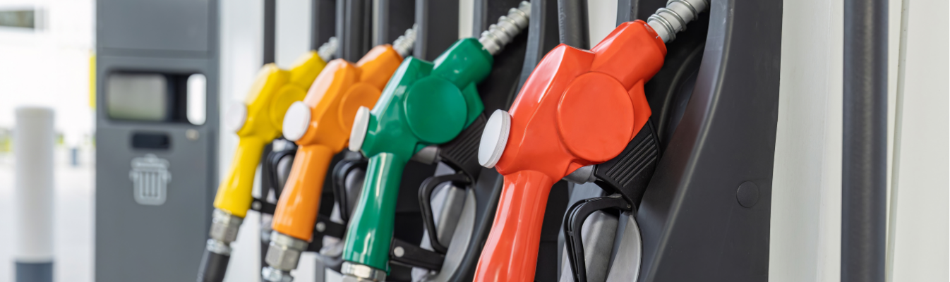 Oil Prices Are Climbing Fast: How Rising Oil Prices Affect Fleet Management Costs