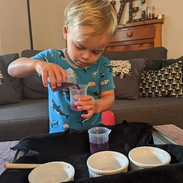 While I was working today, my dude was working on his color theory. I'm gonna have a colorist at RUEGAROUX soon.