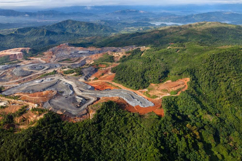 The Pueblo Viejo gold mine in neighboring Dominican Republic is one of the ten largest in the world and is an example of open pit mining. It is part of the same Massif du Nord Metallogenic Belt as Haiti. (Photo credit: Pulitzer Center)