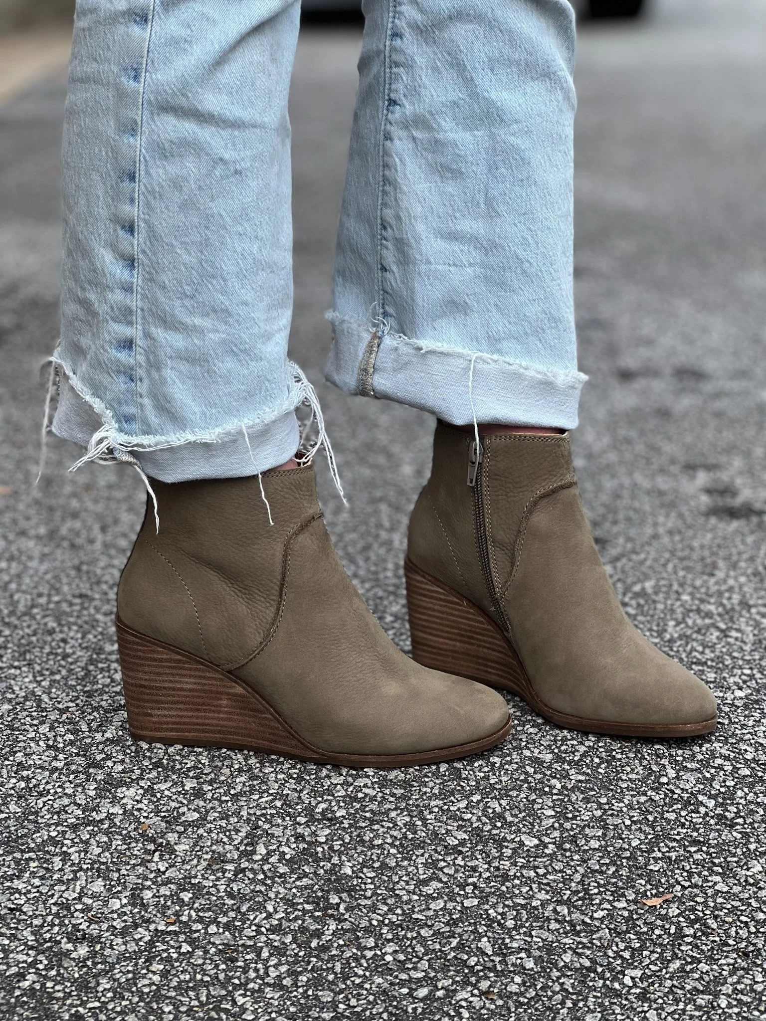Lucky Brand \