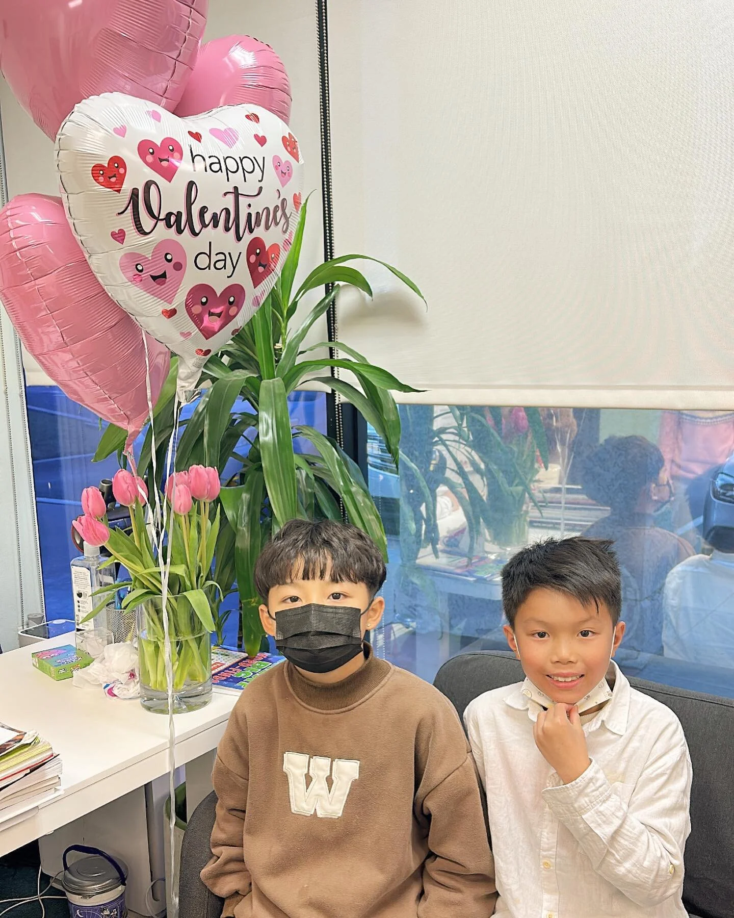 ❤️Happy Valentine&rsquo;s Day❤️ Thank you Ivy parents and students for all the flowers, candies, and laughs! 🫶🏻