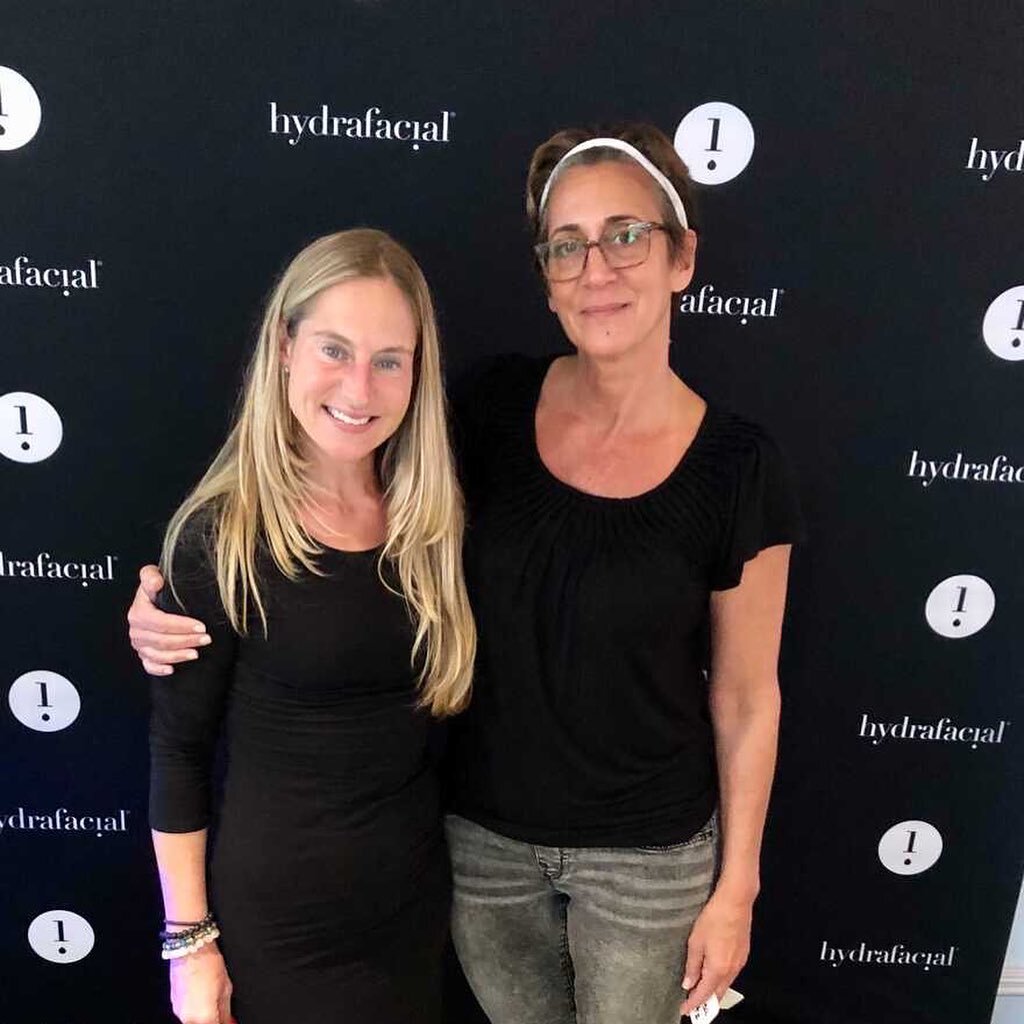 Our aestheticians, Denise Allen and Marisa Kaplowitz are attending a HydraFacial event in NYC today!! 

#HydraFacialNation #HelloBeautiful #Hydrafacial #Hydrafacialist #SkinCare #SkinCareTips #Beauty #CleanBeauty #NJ #NYC