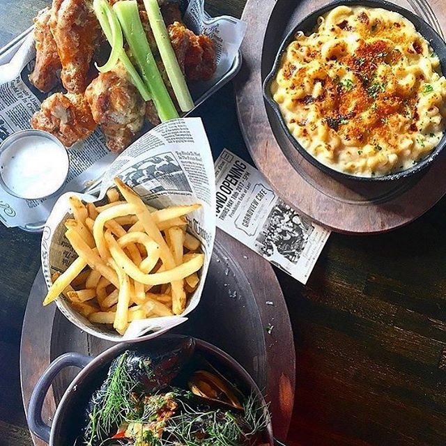 I'll take one of everything 🤗Thanks for the pic @cbusfoodbloggers !