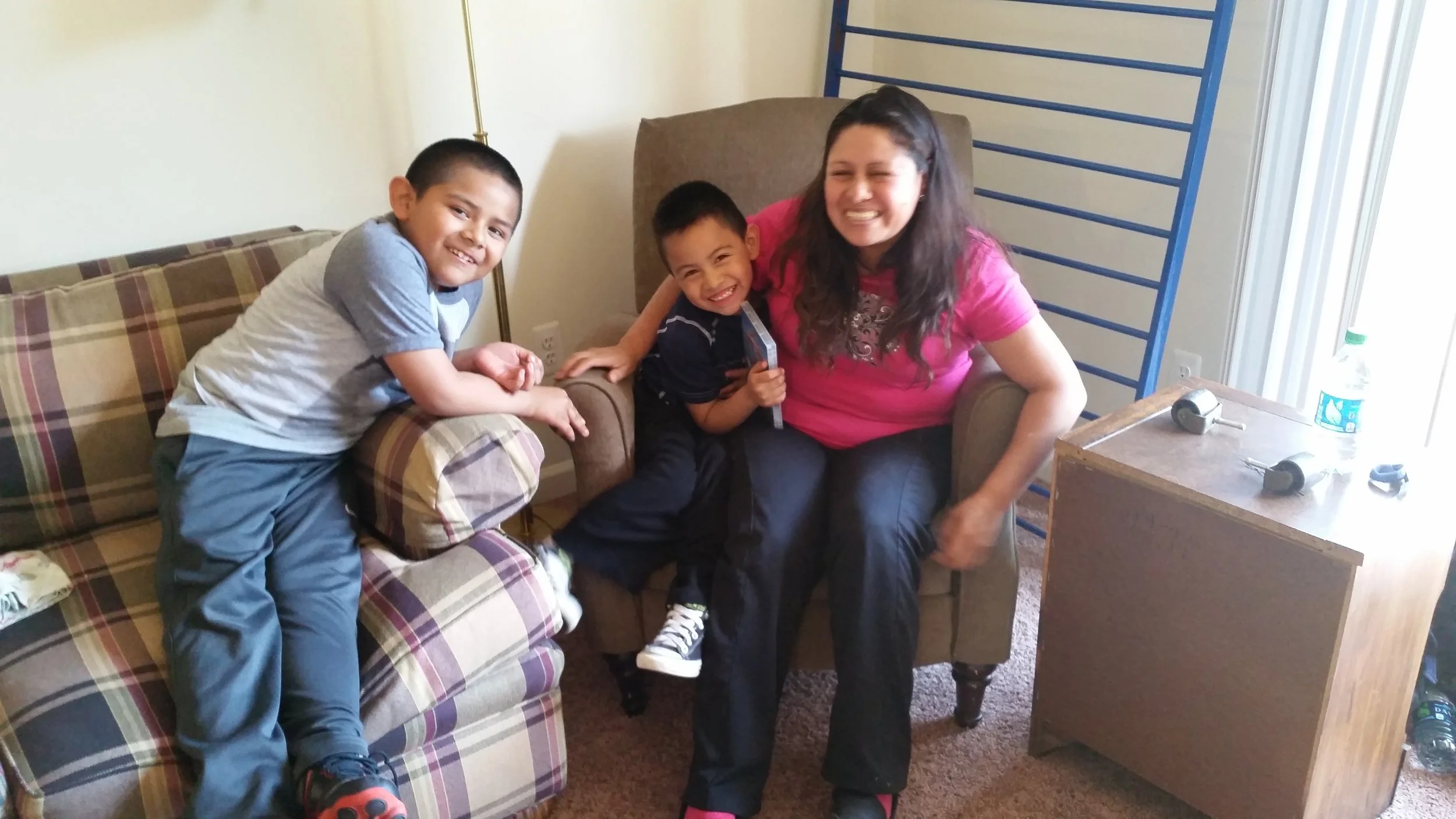 Gloria Hernandez 23Apr16.jpg