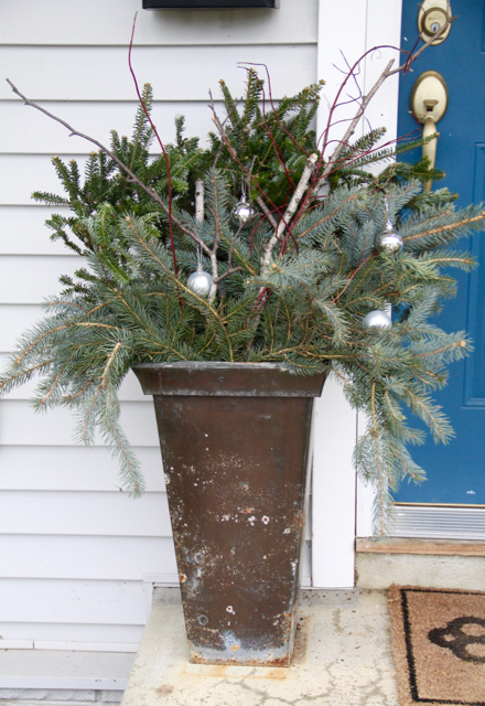 Easy DIY Outdoor Winter Planters