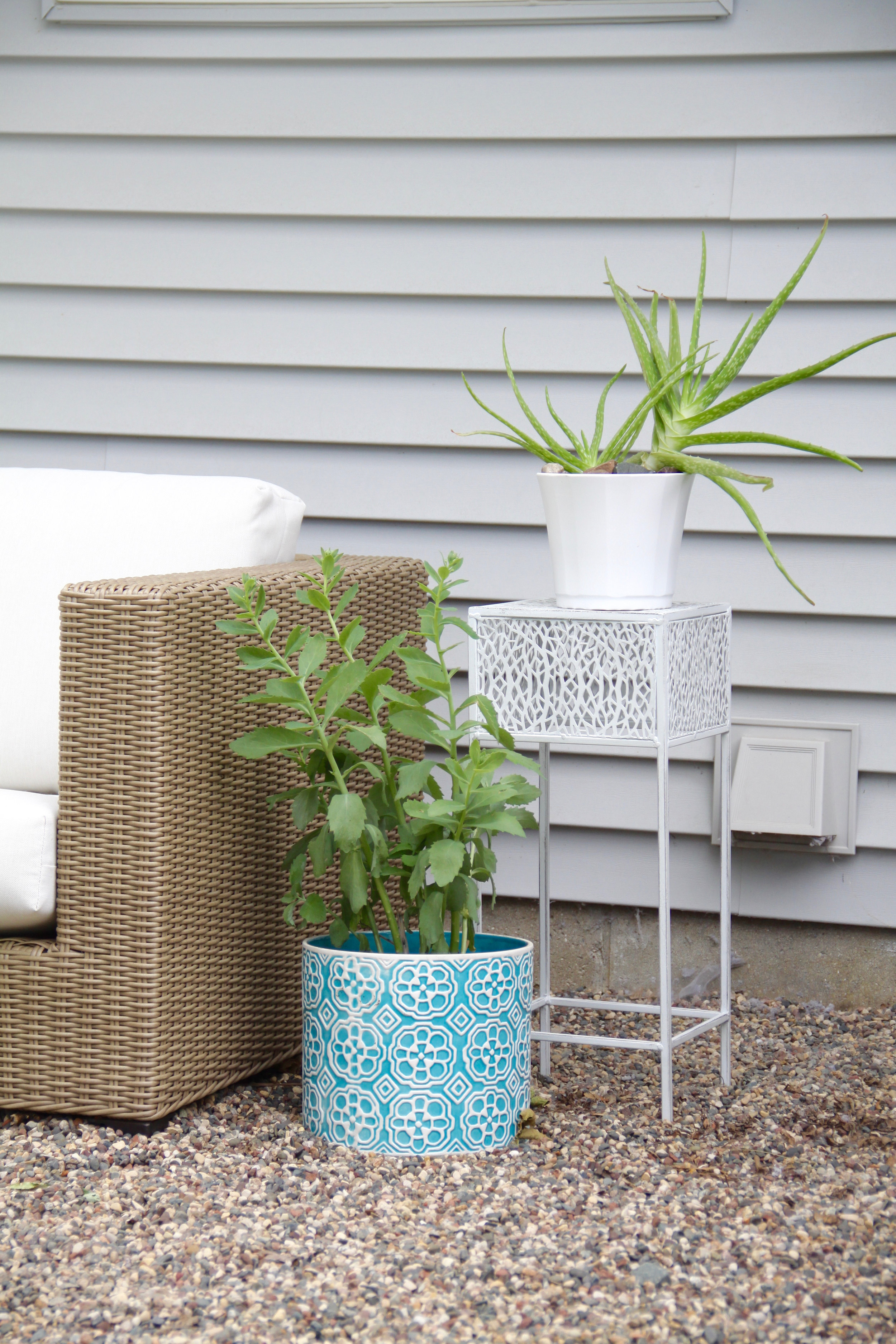 Before and After Pea Gravel Patio on a Budget Modern Chemistry at Home