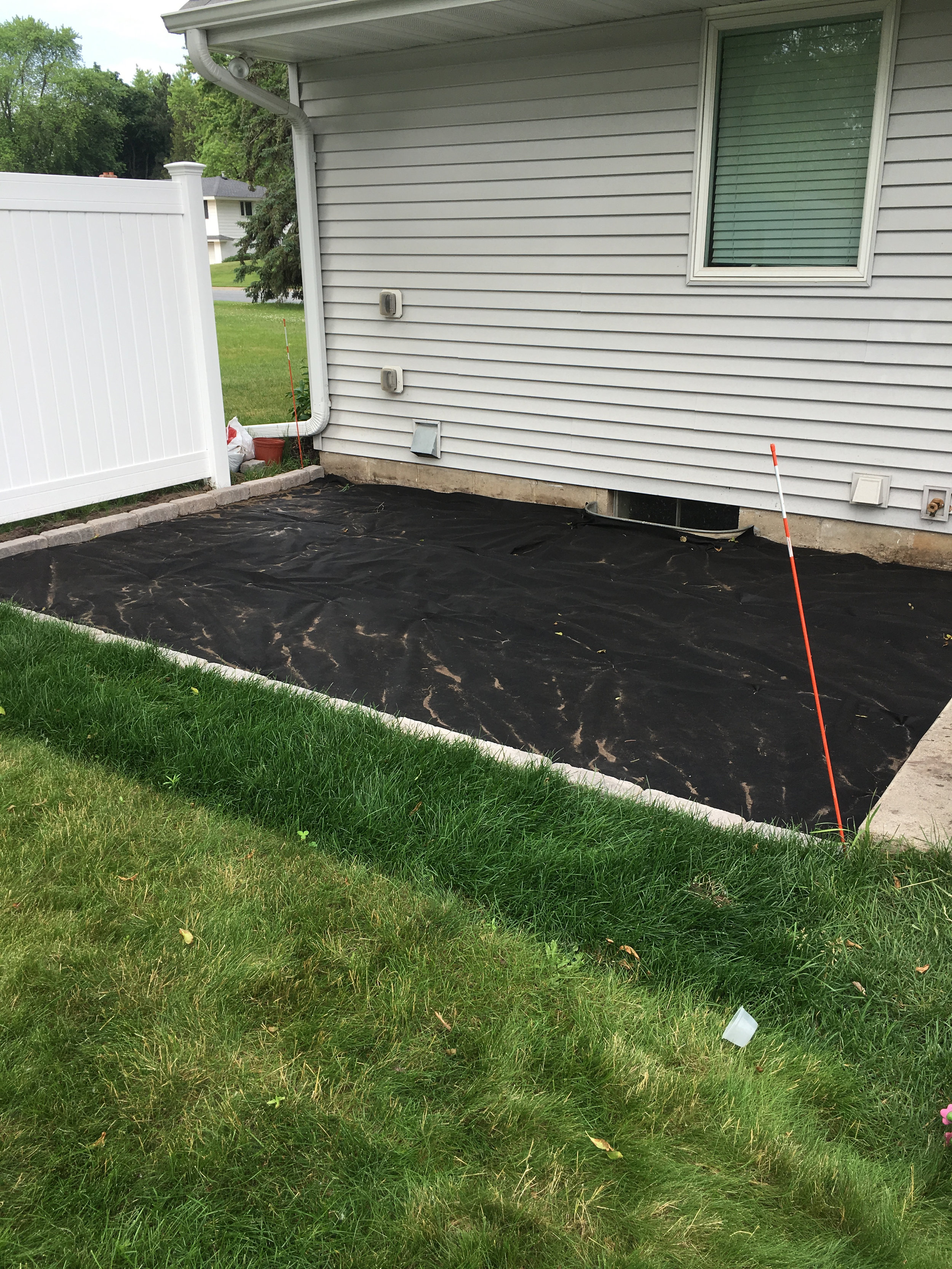 How To Make A Diy Pea Gravel Patio Modern Chemistry At Home