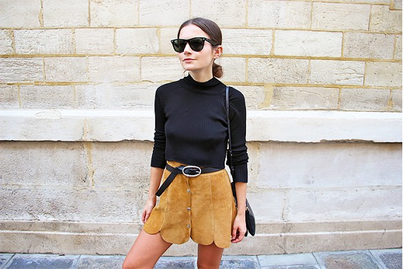 suede-scalopped-mini-skirt-turtleneck-belted-sunglasses-summer-suede-via-life-of-boheme.jpg