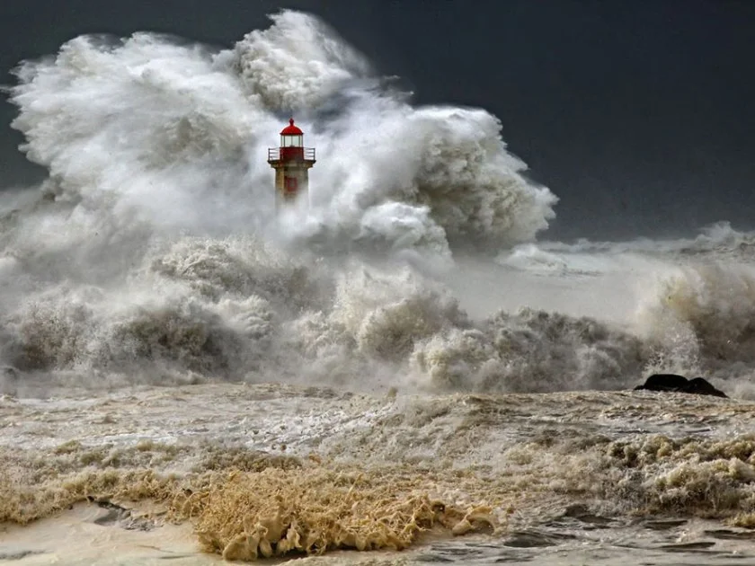 amazing-lighthouse-landscape-photography-36.jpg