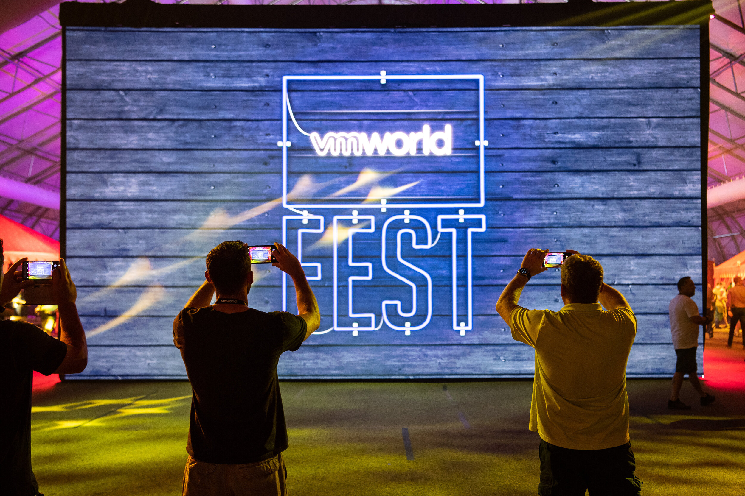 08.29.18_VMWorldFest_19.01.29_G9e_MF.jpg