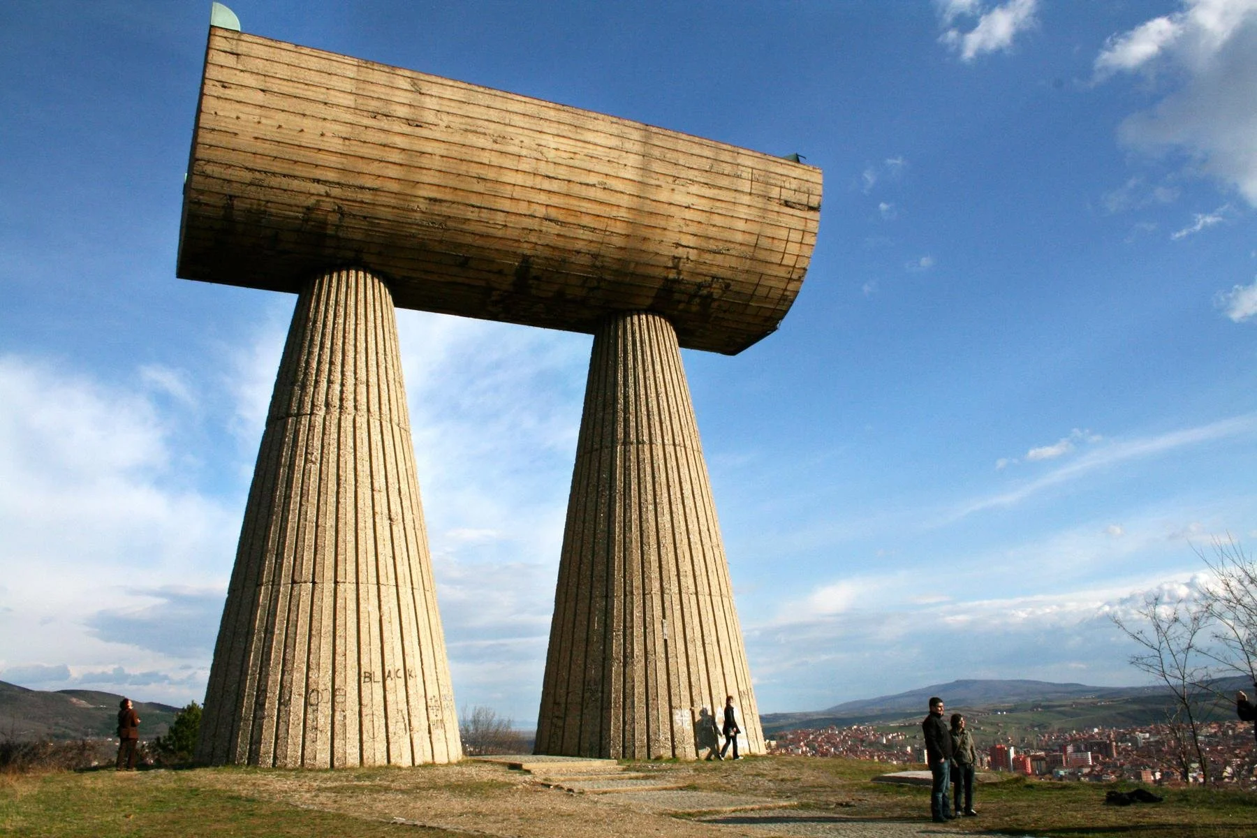 Mitrovica Miners Monument 