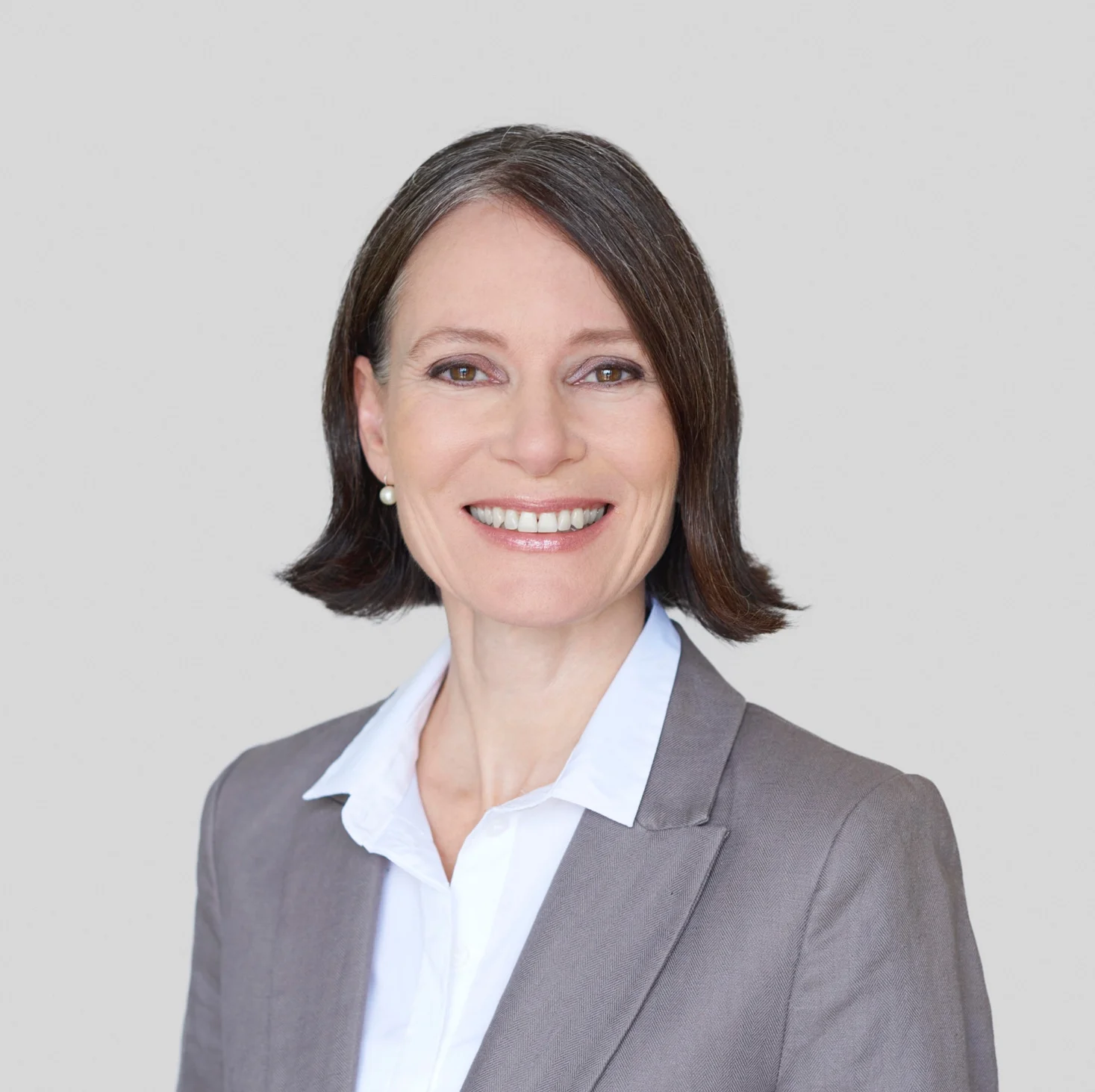 Janine Rupp Renfer (*1965) Authorized officer · Swiss certified administration staff