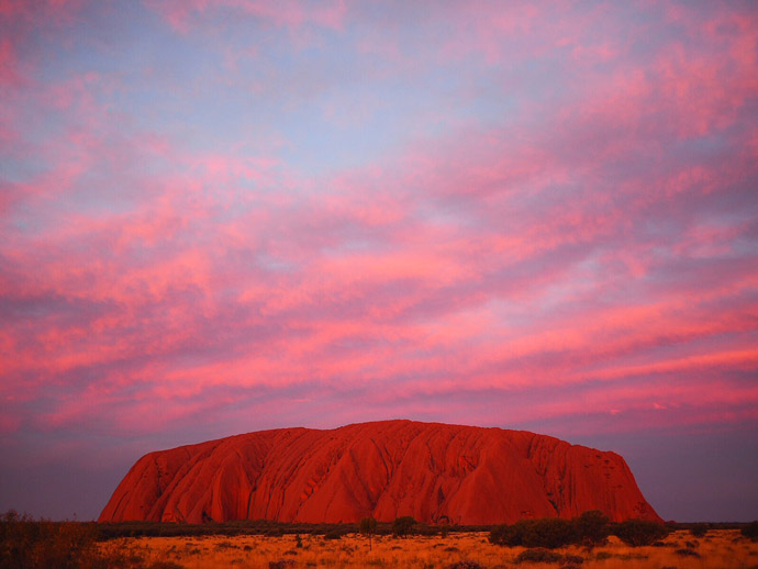  Uluru 