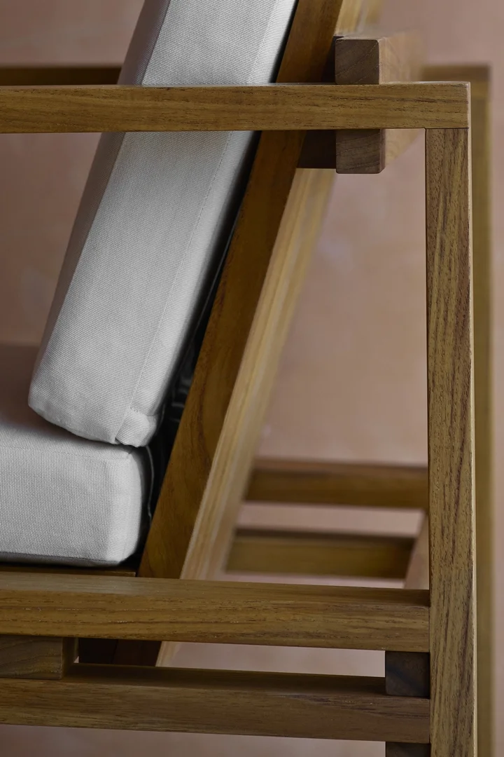 bk10-detail-front.jpg