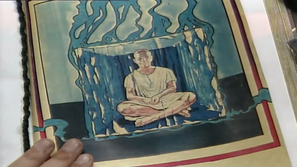The Cats had 3 million years to explore Red Dwarf and get an actual photo of Lister from his bunk!
