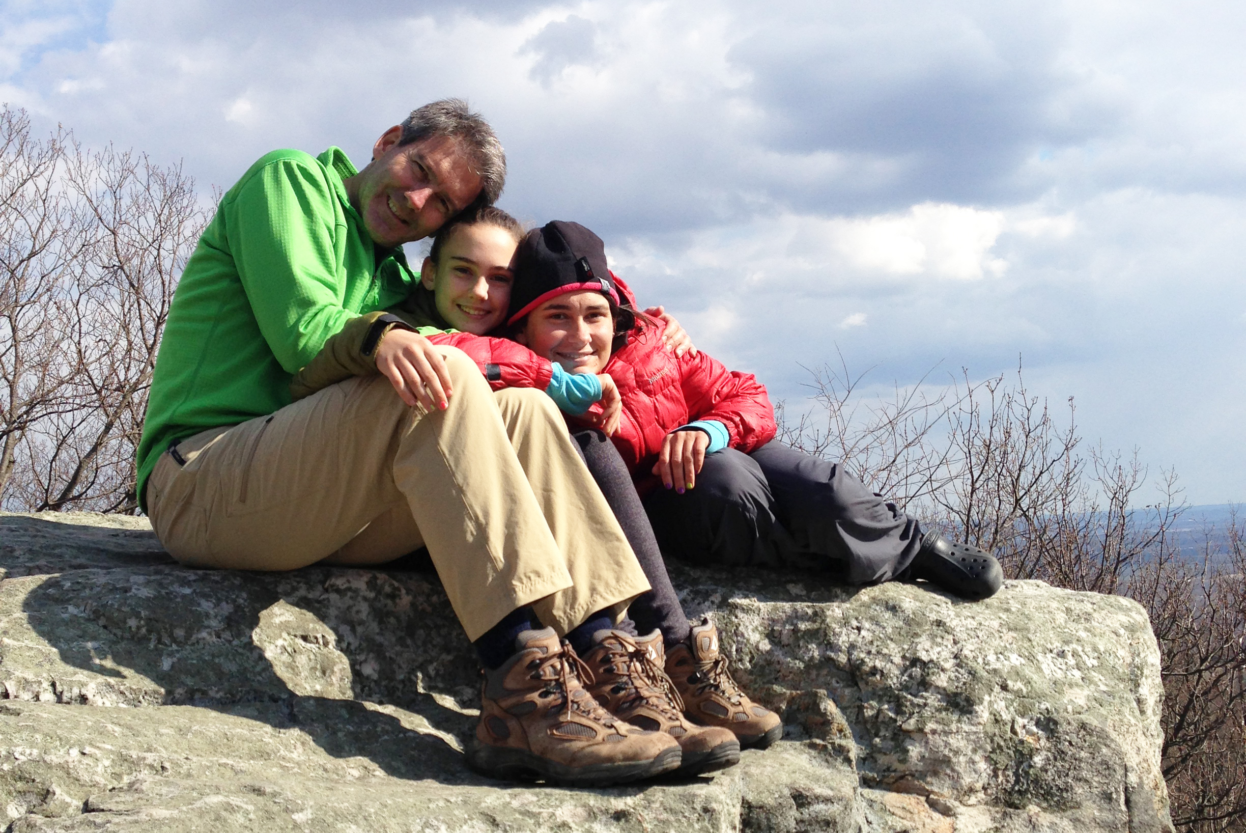 Kevin and Daughters-3.jpg