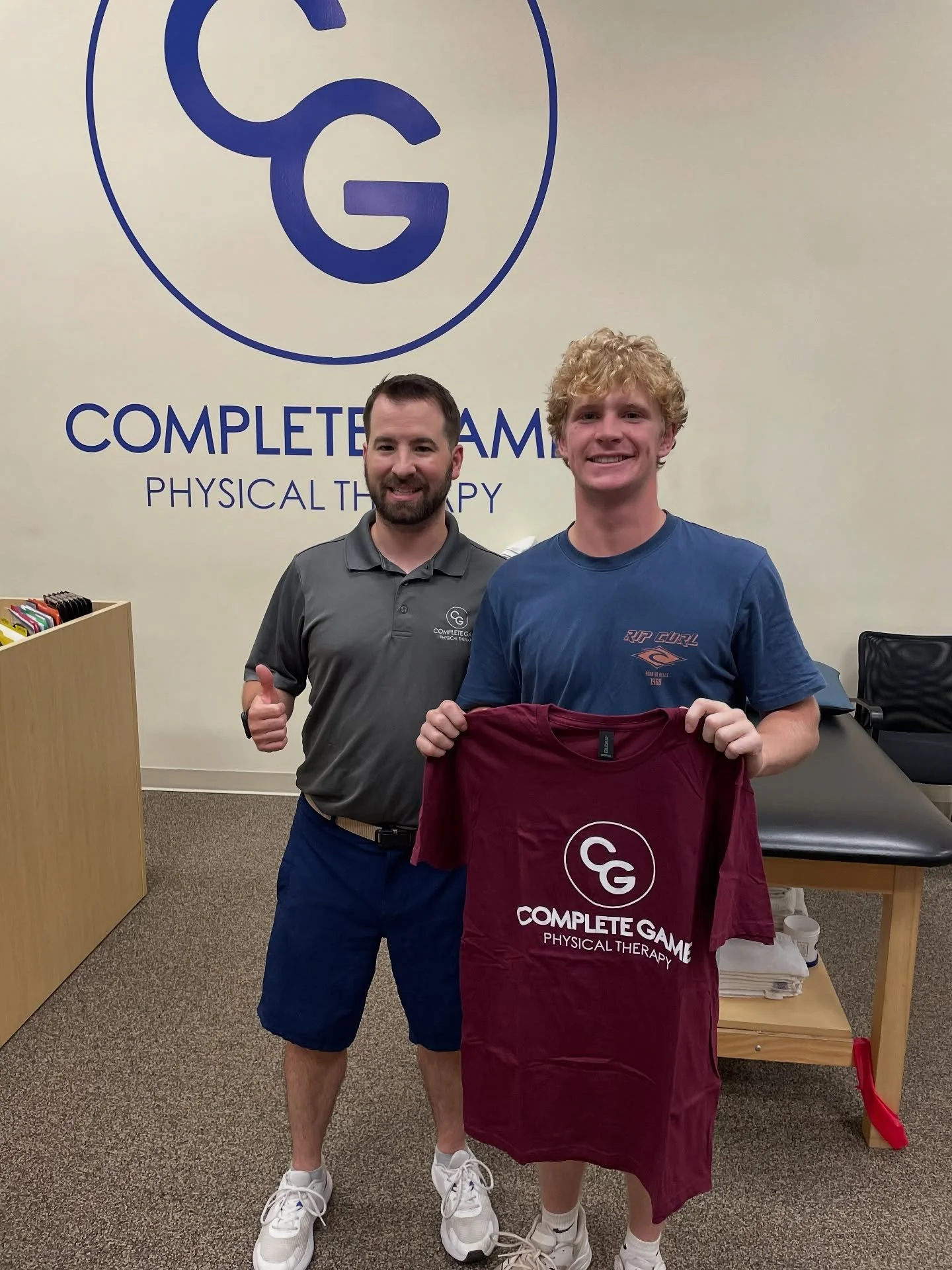 #patientPEAKSoftheweek 🙌🏼🙌🏼🙌🏼🙌🏼
This week we wanted to shout out to all of our students graduating PT and heading back to school!
Their hard work, along with our awesome staff’s dedication, has gotten them ready for their upcoming se