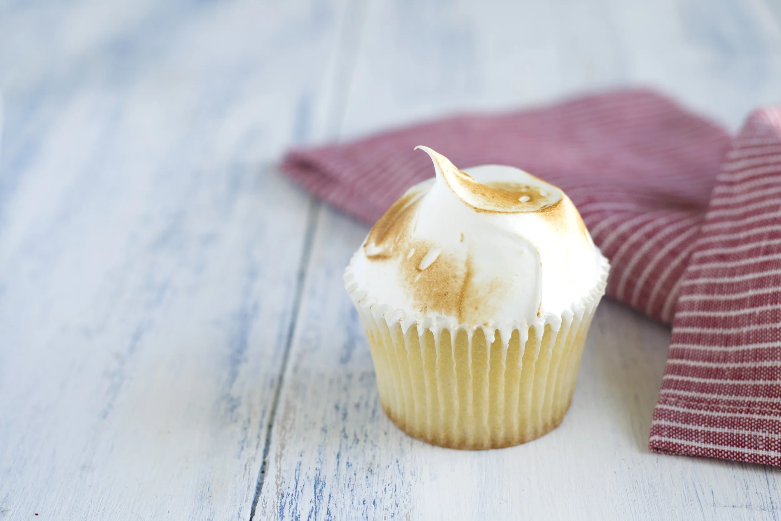 Lemon Meringue cupcake