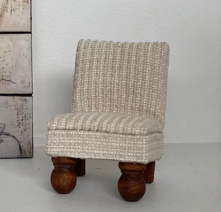 chair.jpeg