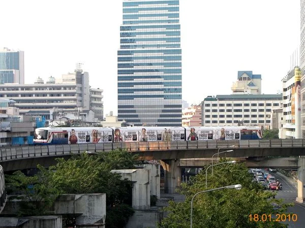 Bangkok Store Opening_Train Wrap2.jpg