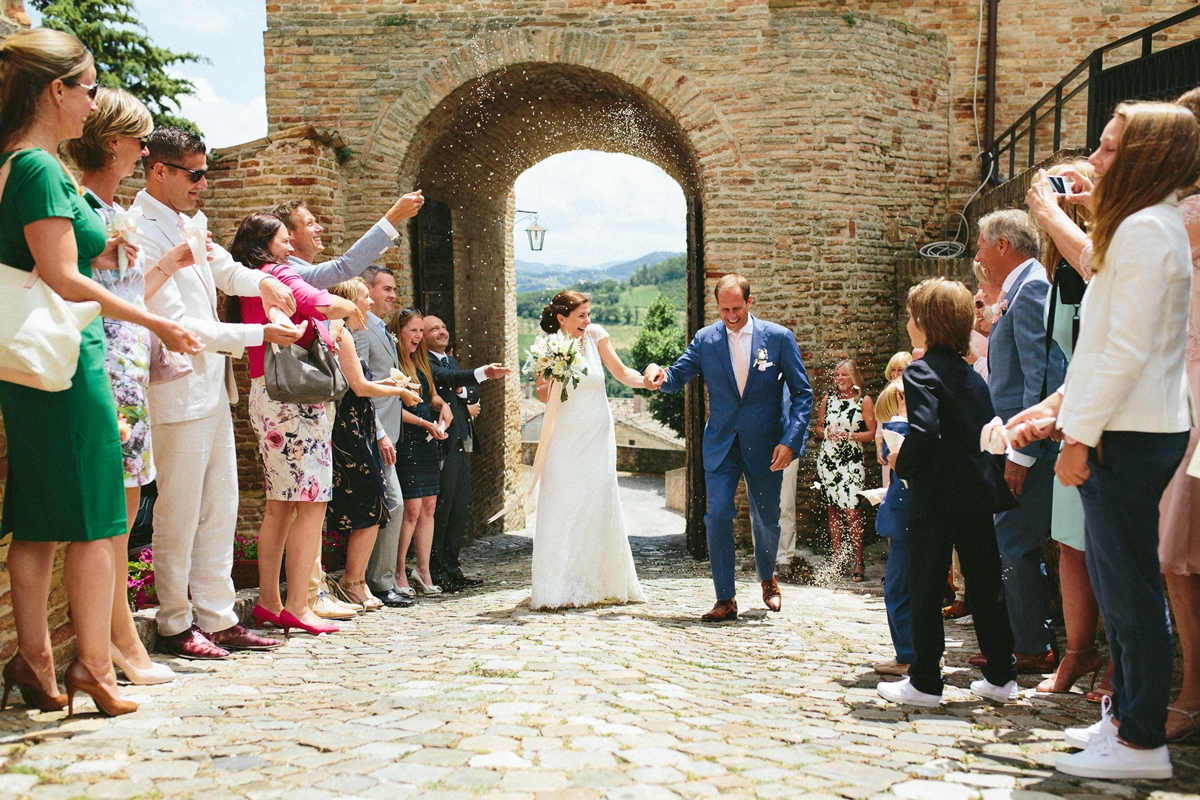 bride-groom-ceremony-montegridolfo.jpg