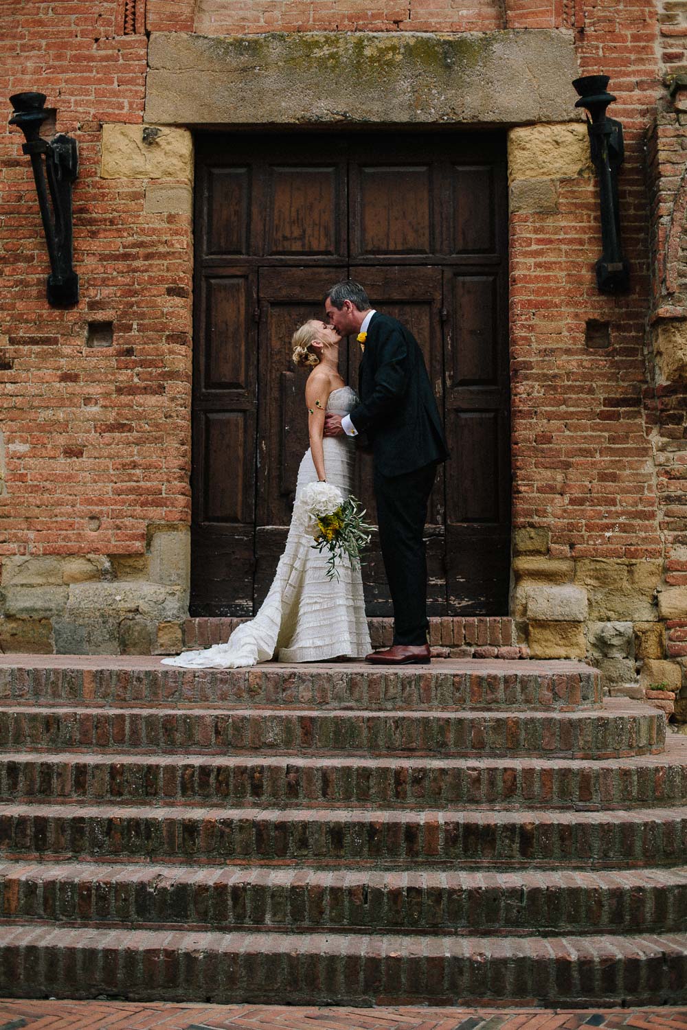 94-bride-groom-certaldo-tuscany.jpg