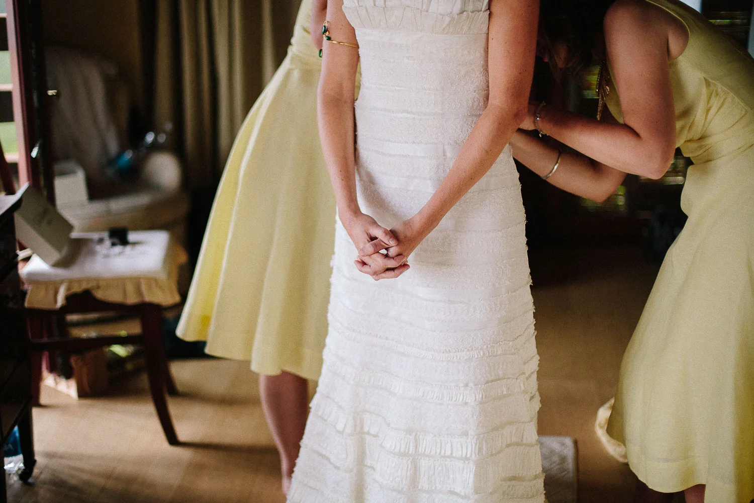 48-bride-getting-ready.jpg