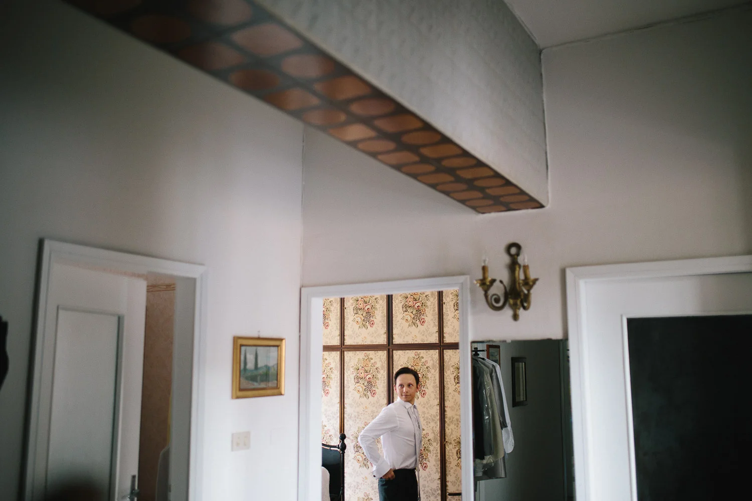 5-groom-getting-ready.jpg
