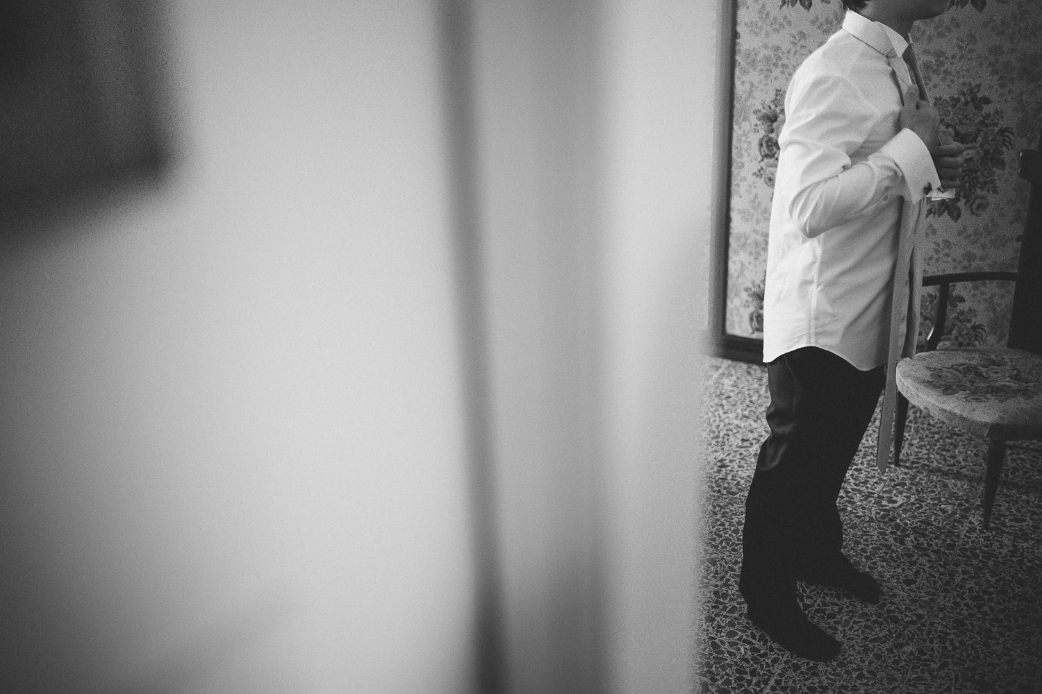 4-groom-getting-ready.jpg