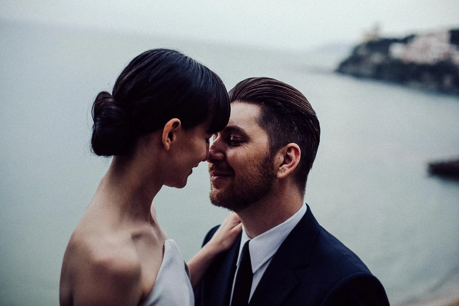LAURAKARVELIS-LATOPHOTOGRAPHY-WEDDING-CONTEST-2015 (4).jpg