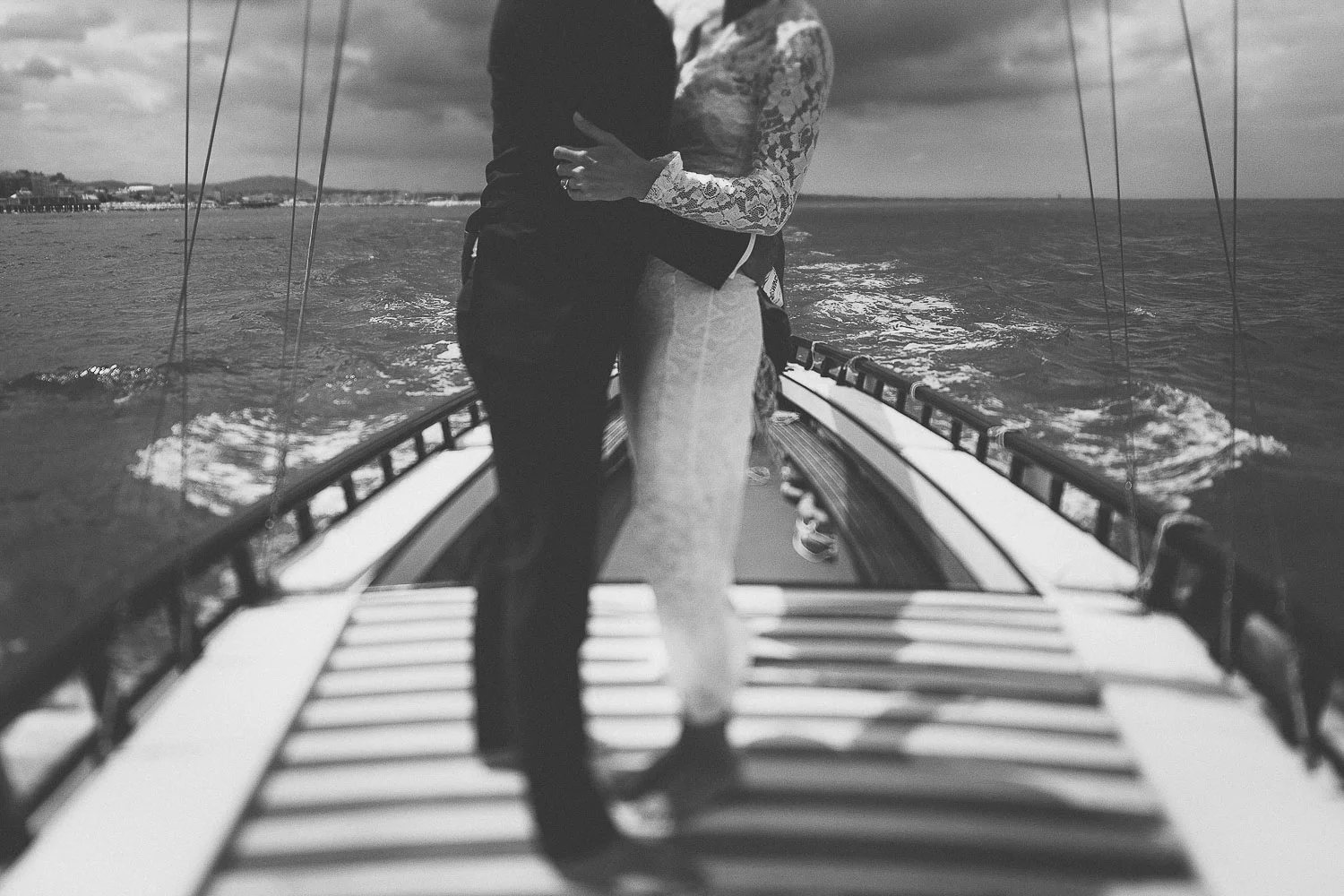 LAURAKARVELIS-LATOPHOTOGRAPHY-WEDDING-CONTEST-2015 (14).jpg