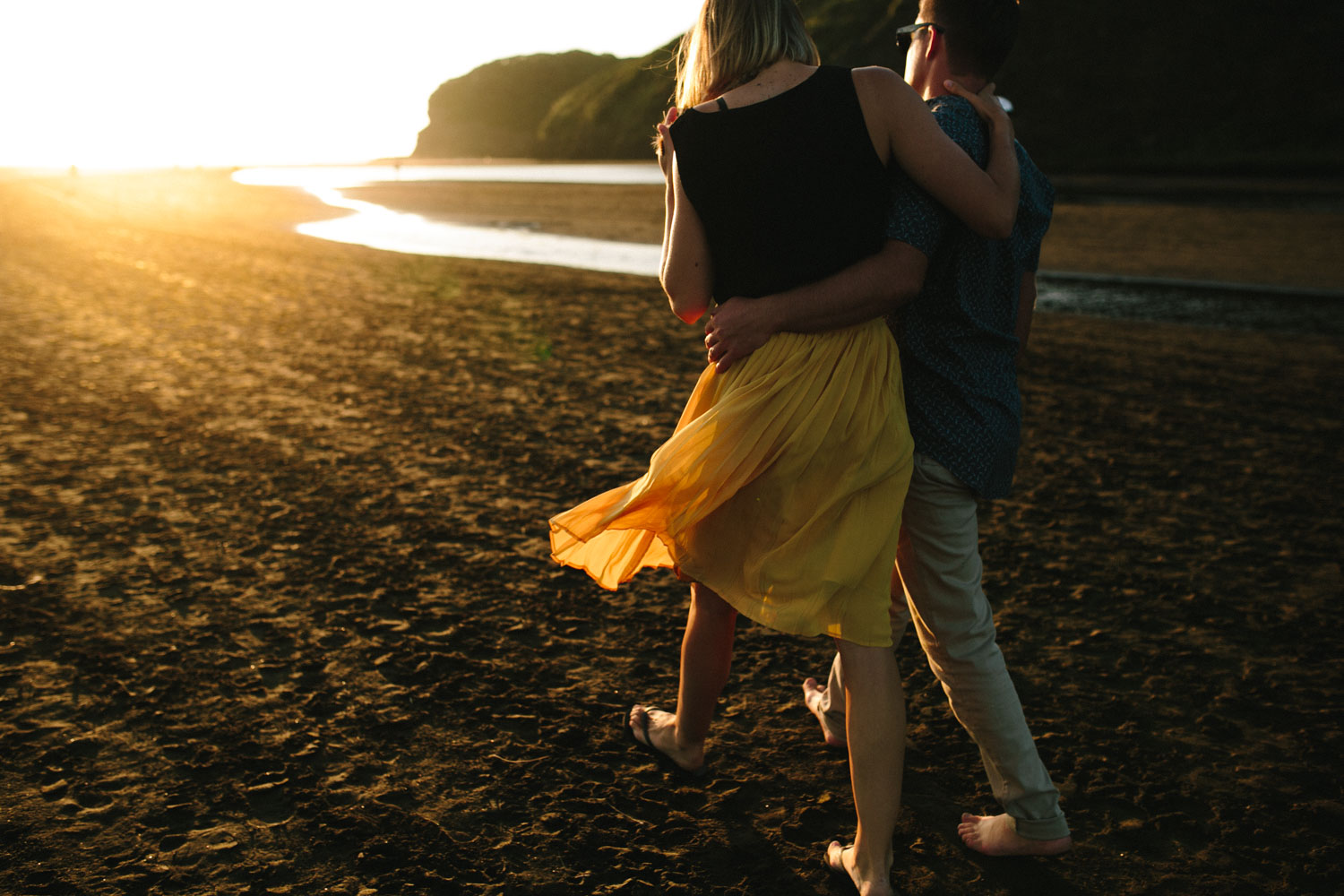 engagement bethells beach - new zealand (20).jpg