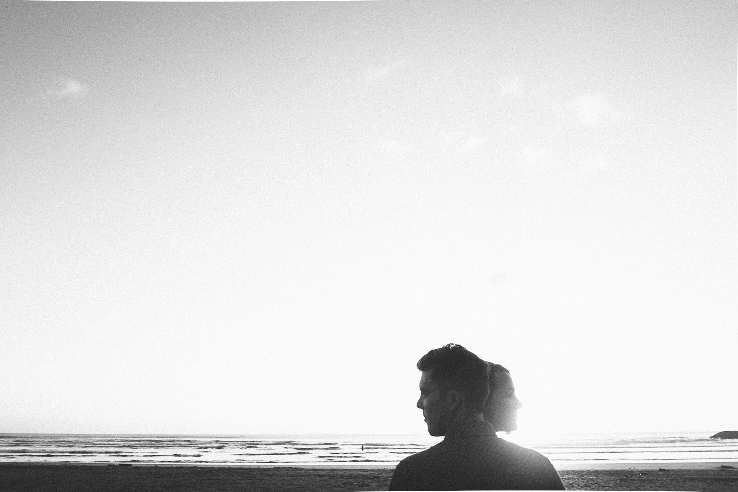 engagement bethells beach - new zealand (30).jpg