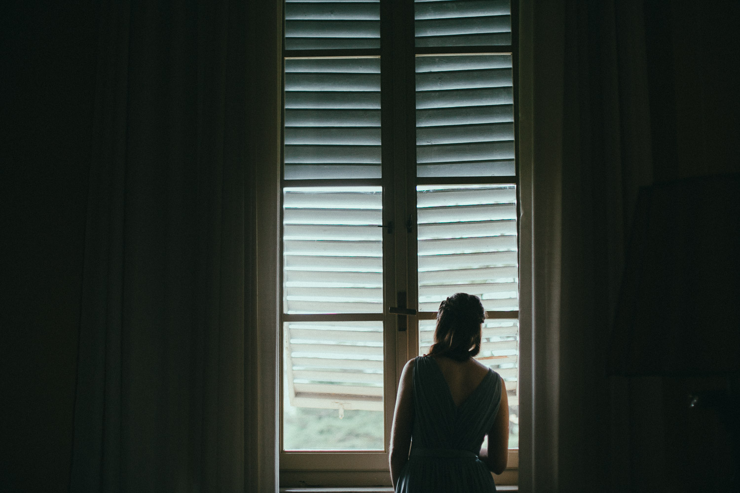 39-bride-get-ready.jpg
