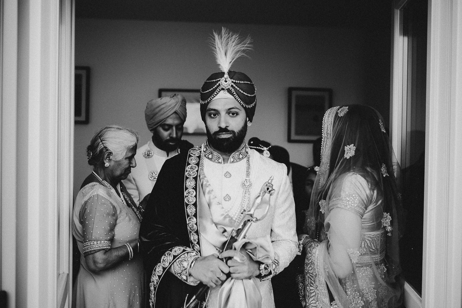 indian-groom-getting-ready (13).jpg