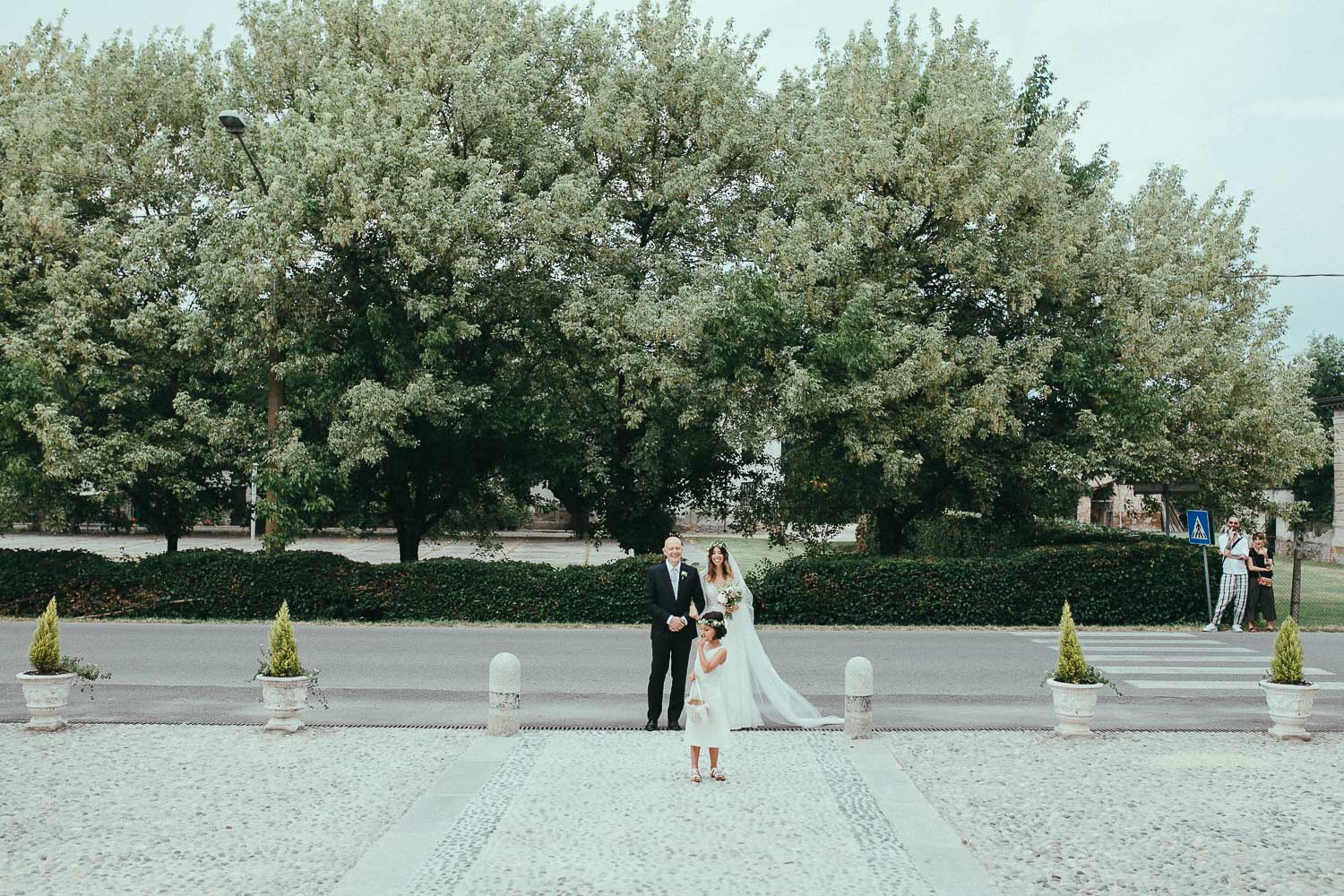 49-bride-father-flower-girl.jpg