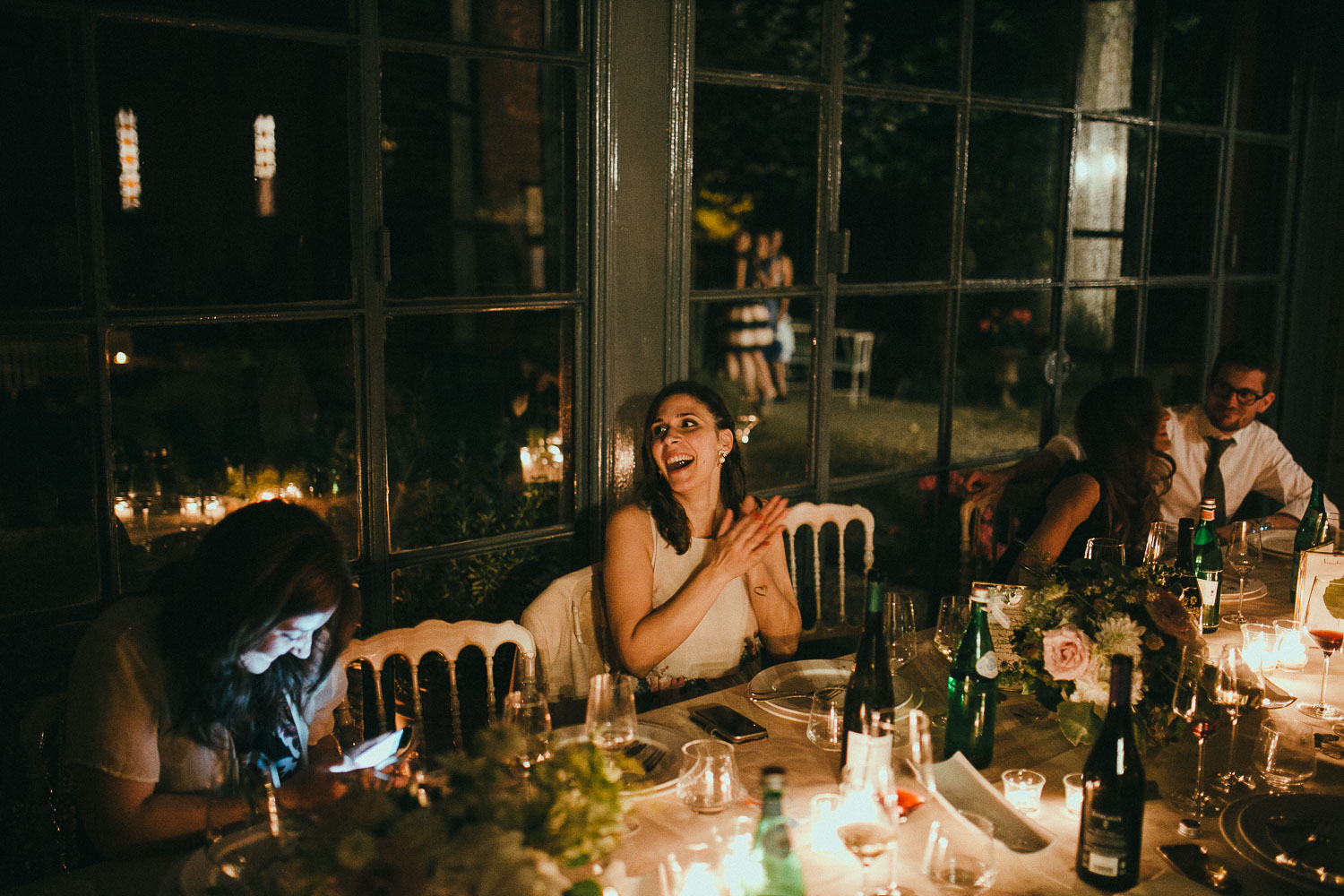 120-guest-smiling-wedding-in-italy.jpg