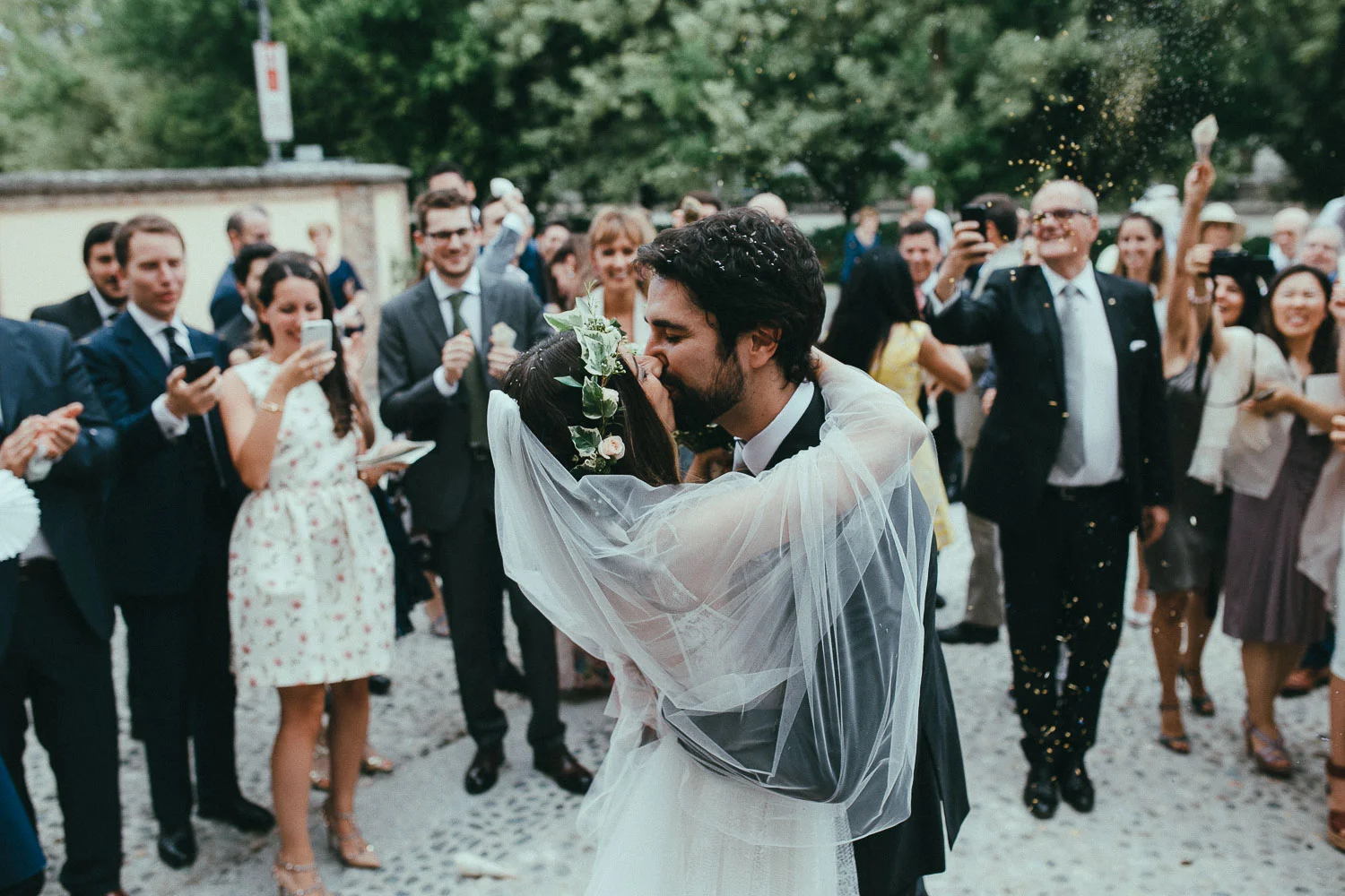 67-bride-and-groom-kiss.jpg