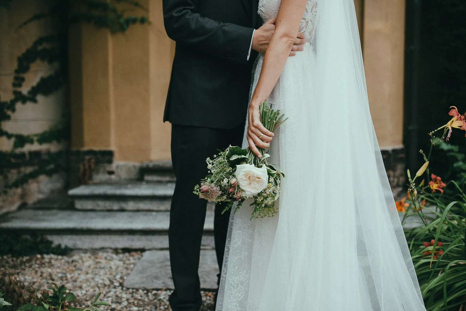 75-bride-bouquet.jpg