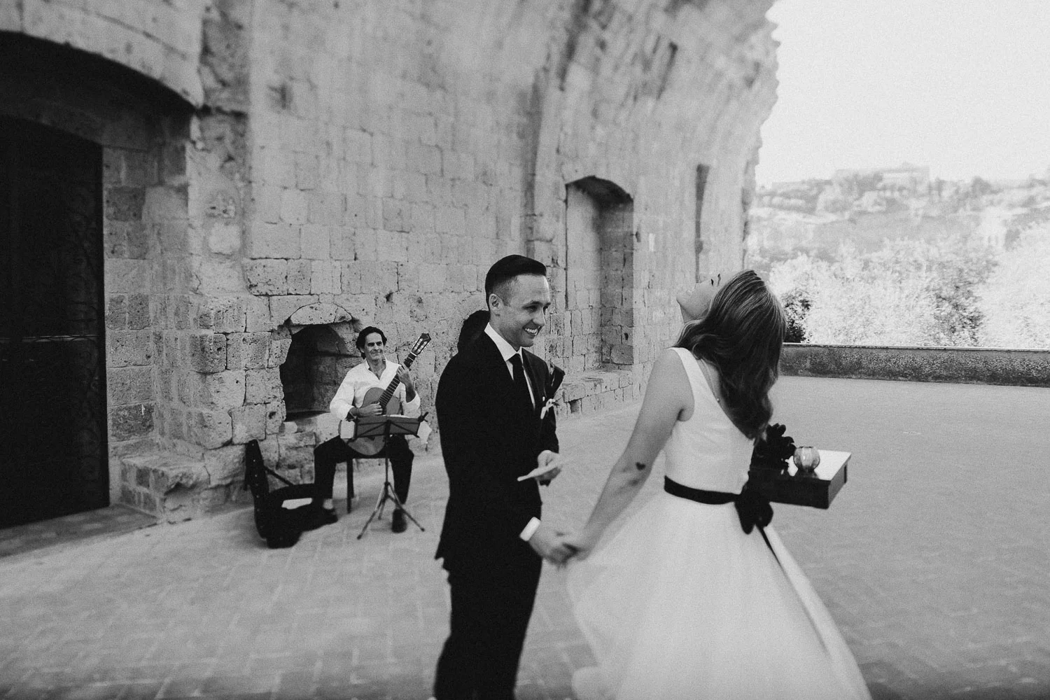 stylish-elopement-photographer-italy (65).jpg