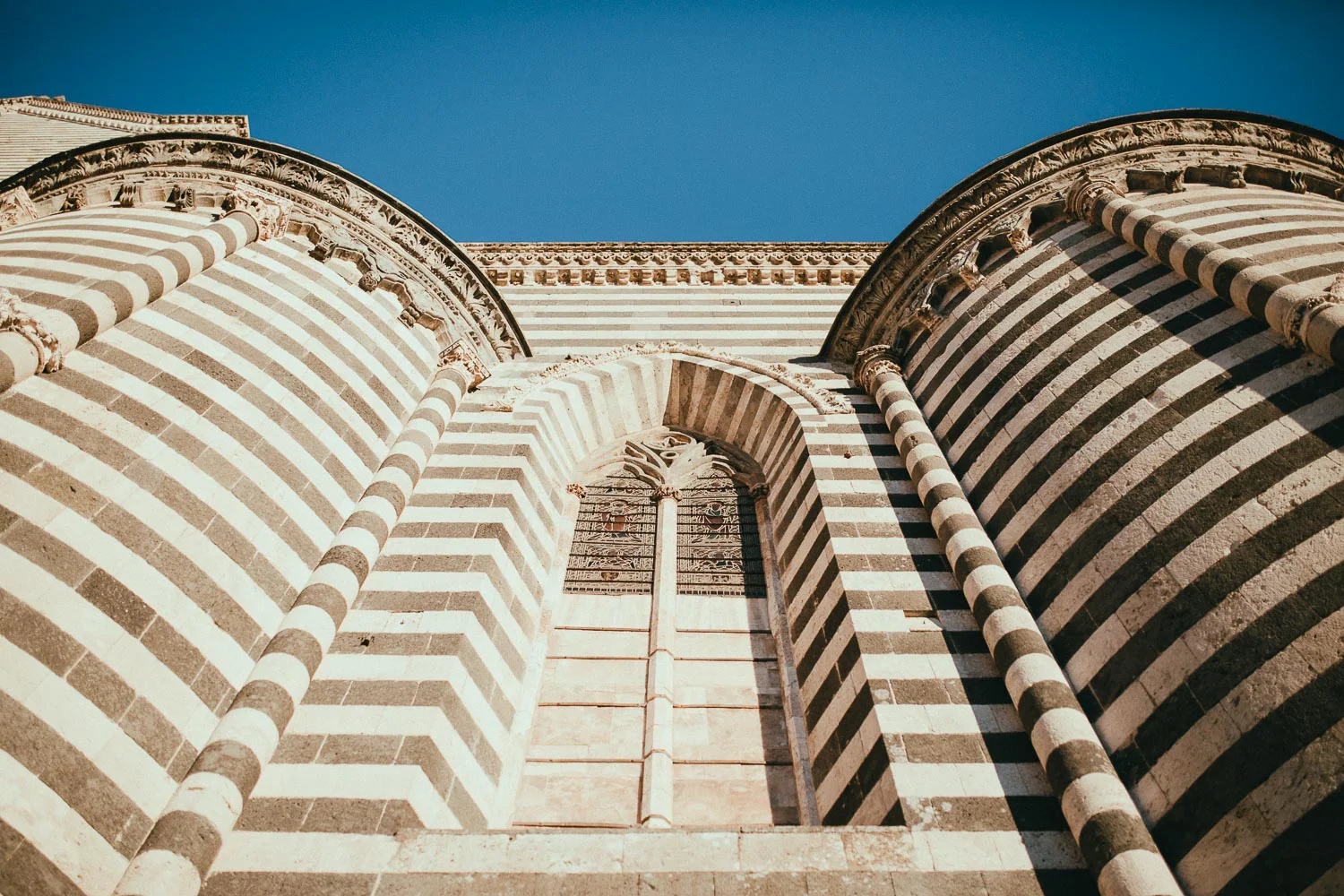 stylish-elopement-photographer-italy (140).jpg