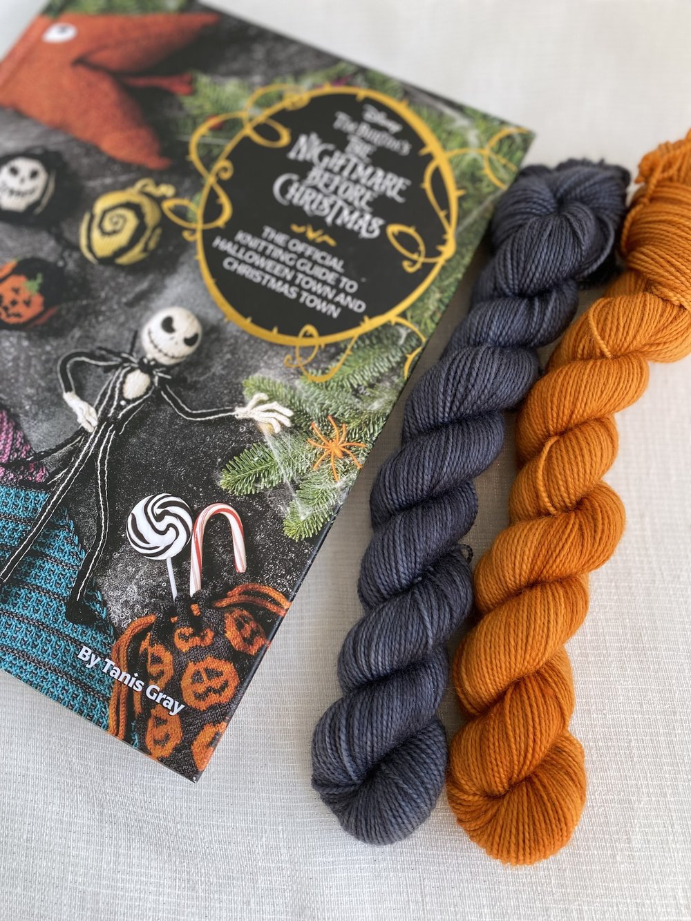 Book - The Nightmare Before Christmas - The Official Knitting Guide to  Halloween Town and Christmas Town
