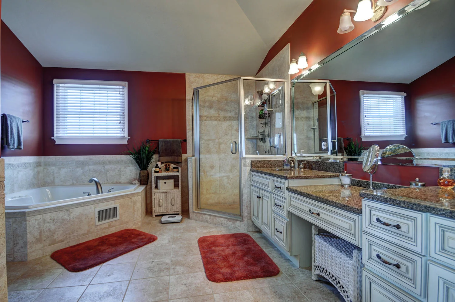 321 16th Street Brigantine NJ-large-024-24-Master Bath-1500x997-72dpi.jpg