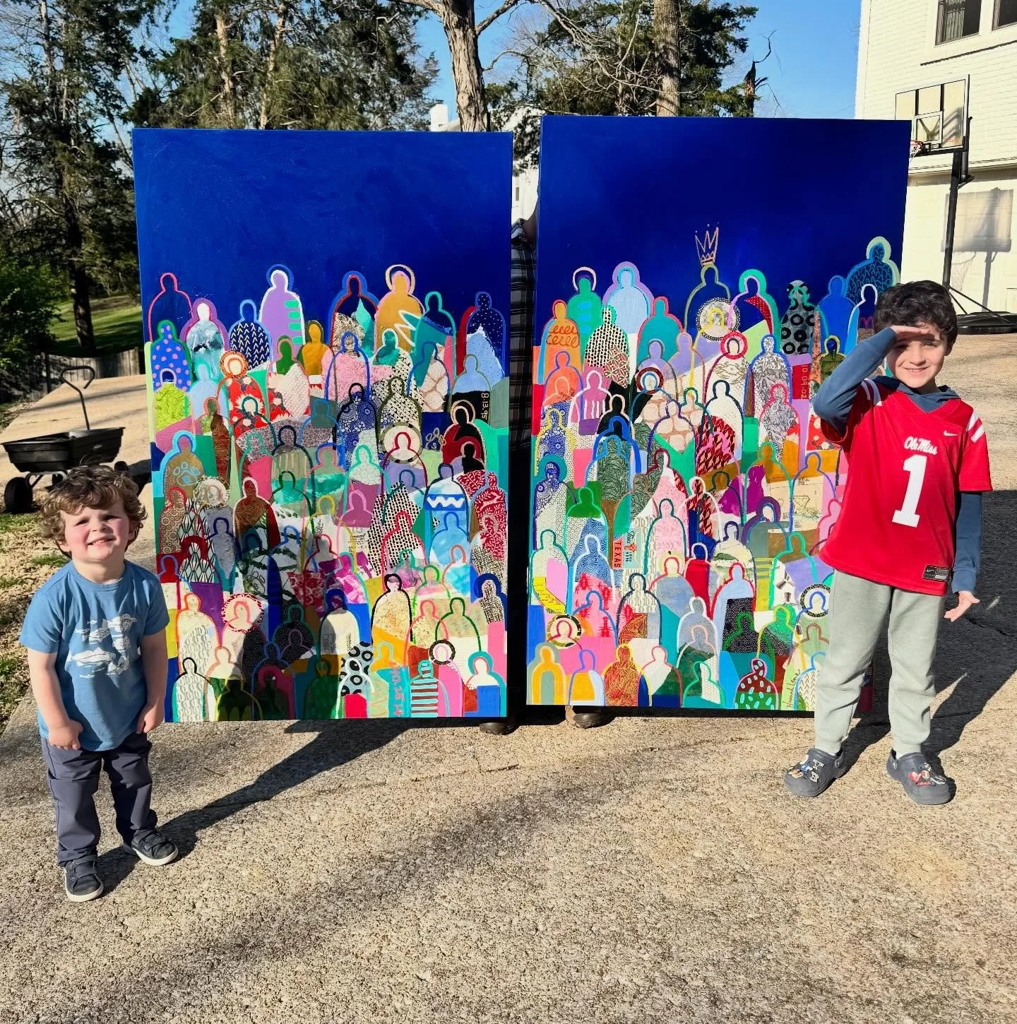 Swipe to see how this commission came to life ➡️

This collector and his family recently traded the West Coast for Houston to be closer to home&mdash;and marked the moment with a custom Crowd diptych that now anchors their family room. Every detail t