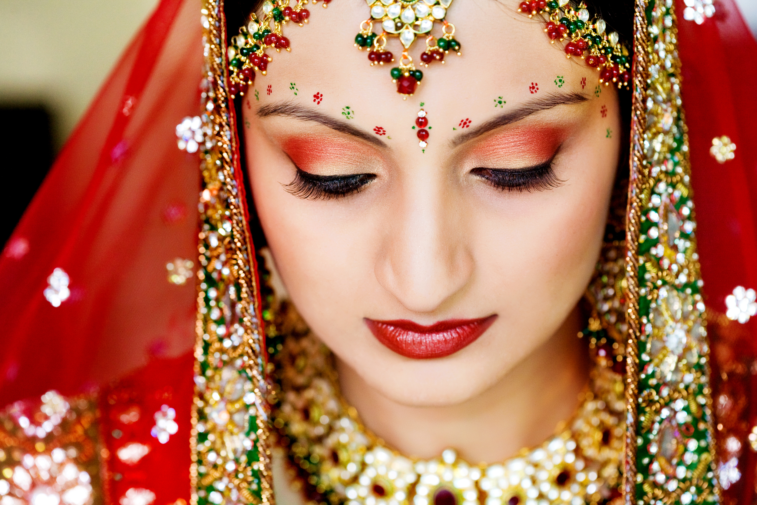  • Beauty By Lishma •   Bridal Hair &amp; Makeup,&nbsp;Henna &amp;&nbsp;Saree Setting    View Our Portfolio  