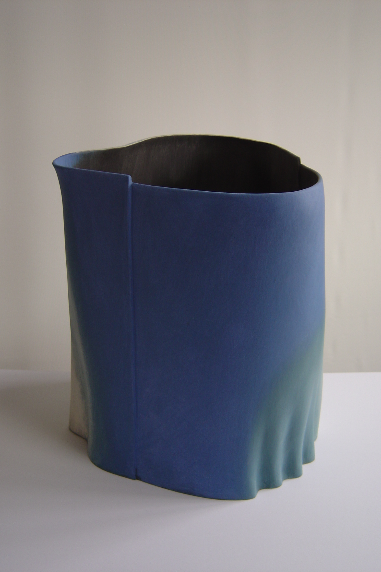 Nova, 2005, 40cm high