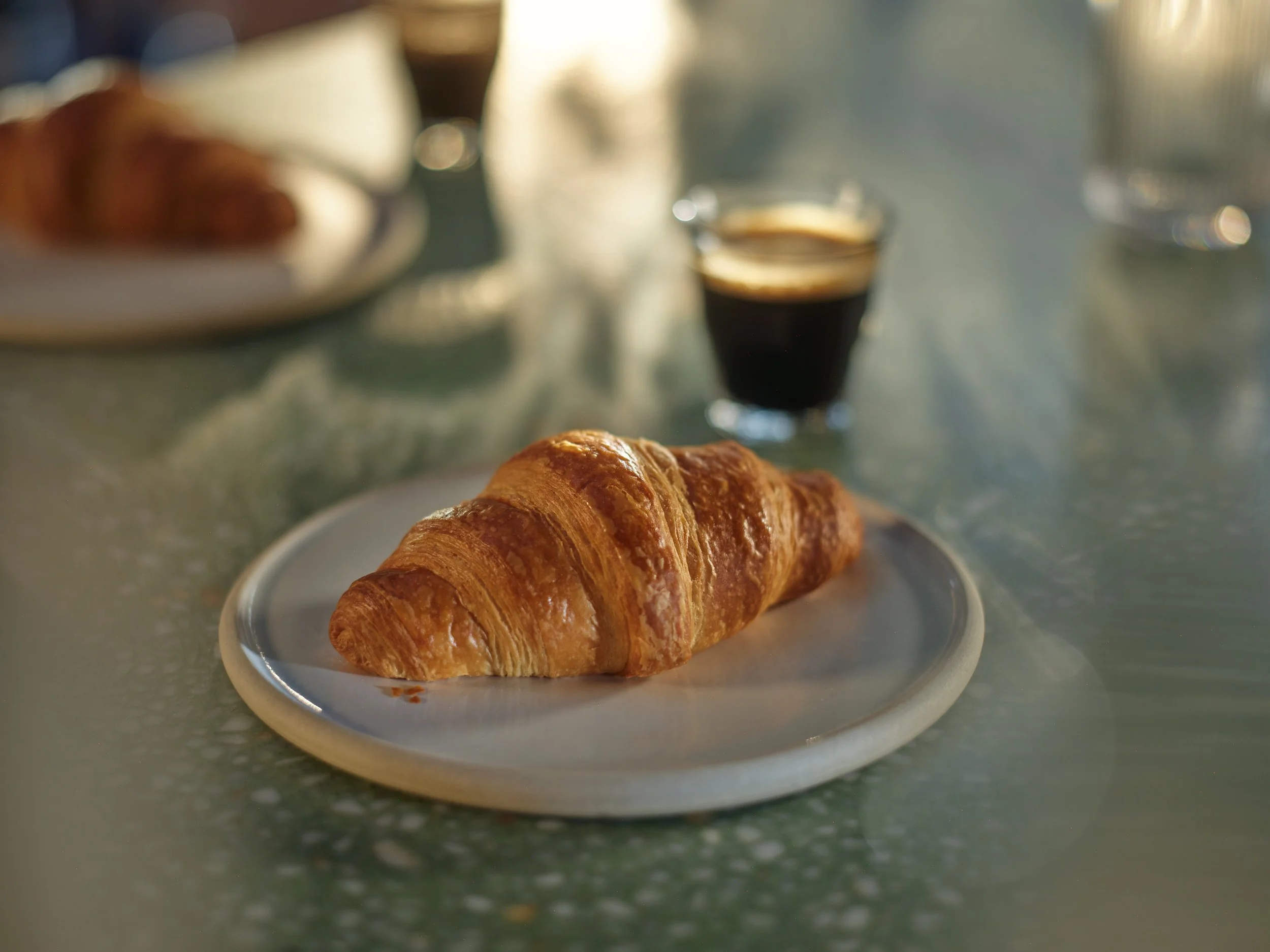 FPO_102824_Starbucks_FY25_SpringPhoto_02_Croissant_000280-ADP.jpg
