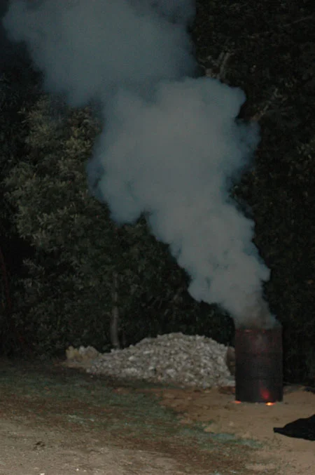 Hopefully the last smokey lime burn ever here at turkeysong. I only did it for pictures to finish off the lime burning in drums era with a blog post. All kinda plans for lime burning experimentation rattling around in here.
