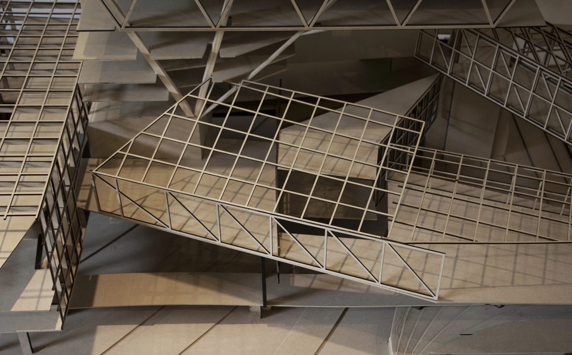 Intersecting Bars.jpg